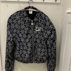 Nike Black Floral-Pattern Zip Bomber Jacket